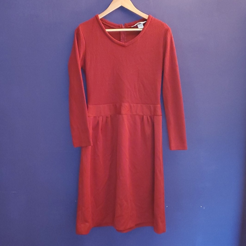 Vintage Maroon Long-Sleeve Dress